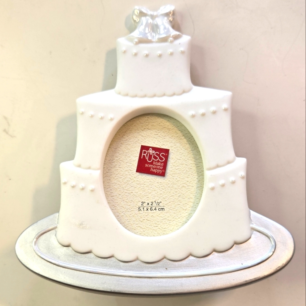 Russ White Tiered Cake Frame with Bells